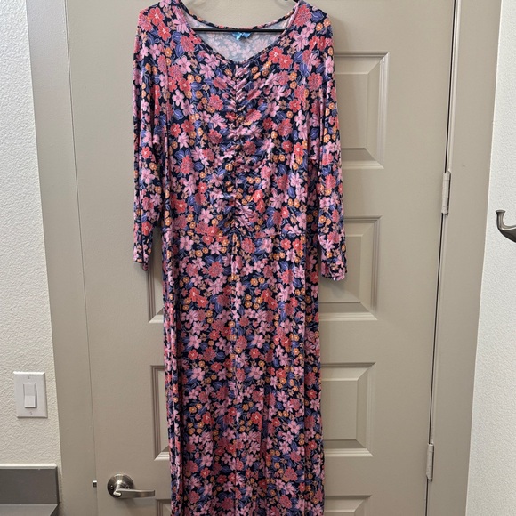 Draper James Dresses & Skirts - Draper James Navy Floral Dress with Pink and Orange Accents